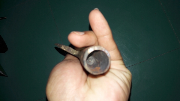 ขายสิ่วบ้องขนาด2 1/2"งานเก่าเหล็กดีเก่าเก็บ