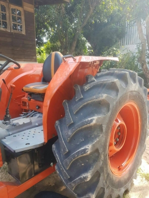 ขาย 365,000 KUBOTA M 9000 4,XXX ชั่วโมง 2 เพลา เครื่องดี เกียร์ดี (ใบมีด-หาง 3-ผานยกล่อง) เอกสารเล่มทะเบียน 090-772-3710 090-772-3708 ขาย 365,000 KUBOTA M 9000 4,XXX ชั่วโมง 2 เพลา เครื่องดี เกียร์ดี (ใบมีด-หาง 3-ผานยกล่อง) เอกสารเล่มทะเบียน 090-772-3710 090-772-3708
