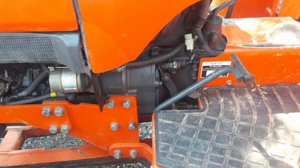 ขายรถไถL3608ใบมีดผาล4พร้อมใช้ครับ ขายรถไถL3608ใบมีดผาล4พร้อมใช้ครับ