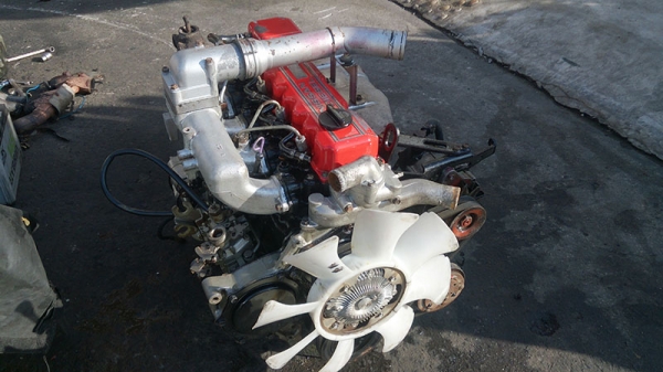 ขายเครื่องยนต์ดีเซลนิสสัน BD25 พร้อมเกียร์