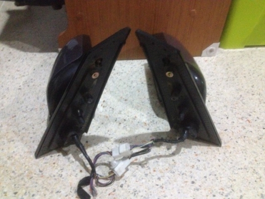 กระจกมองข้างไฟฟ้ามิตซู SPACE WAGON มีไฟเลี้ยวเก่าญี่ปุ่นเเท้สภาพสวย คู่ละ กระจกมองข้างไฟฟ้ามิตซู SPACE WAGON มีไฟเลี้ยวเก่าญี่ปุ่นเเท้สภาพสวย คู่ละ