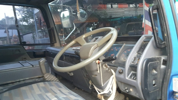 ขายรถดั้ม 6 ล้อ HINO 195 ยาง 8 แอร์ พาวเวอร์ เบรกทิฟฟี่ ใบอินวอยซ์