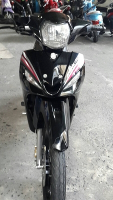 ขาย Yamaha Spark 115 i ล้อแม็ก สตาร์ทมือ ปี 58 เครื่องดีเดิมๆ สภาพภายนอกมีล้มด้านขวา มีรอยตามรูป เล่มพร้อมชุดโอน