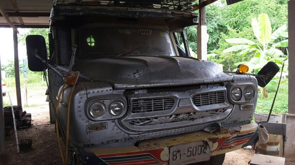 ขายรถแม็คโคพร้อมเลอร์ แม็คโคร100 รุ่น3 เทลเลอร์ เครื่อง HINO 180 ช่วงล่าง FUSO