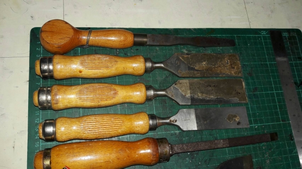 ขายสิ่วอินทรีสมอขนาด1 1/4" Made in Germany. เก่าเก็บ