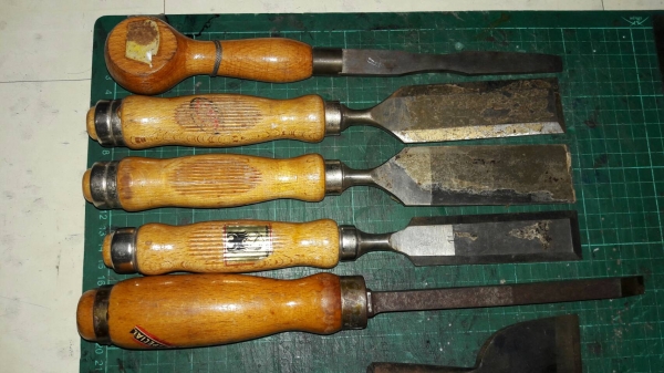 ขายสิ่วอินทรีสมอขนาด1 1/4" Made in Germany. เก่าเก็บ