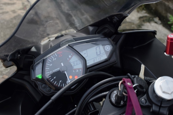 R3 2015 abs รถมือเดียว วิ่ง8000โล มีของแต่ง