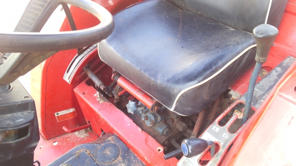 ขายรถไถL1 215