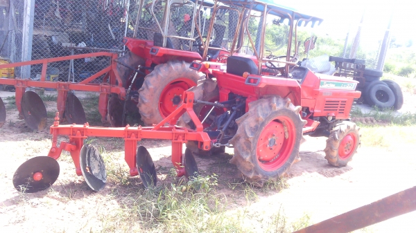 ขายรถไถL1 215