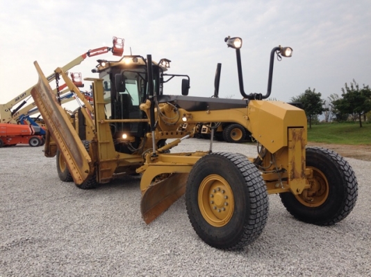 ขายรถเกรด CATERPILLAR 140M