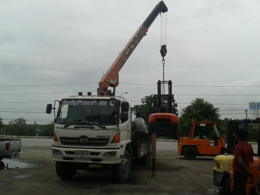 โฟล์คลิฟท์ แอนด์ ซัพพลาย