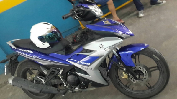 ขาย Yamaha Exciter 150 ปี 58 เครื่องดีเดิม สภาพภายนอกสวย ไม่มีรอยล้ม เล่มพร้อมชุดโอน