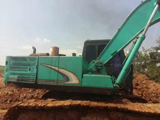 ขาย 365,000 KOBELCO  SK200 Mark 2 เครื่อง 6D31 แรง ตัวเดินใหญ่ โช่หนา เอวแน่น รถสวยพร้อมใช้ (รถอยู่อุดร) 090-772-3710 090-772-3708