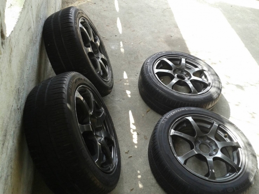 ขอบ15นิ้ว4รู100/114 พร้อมยาง ชุดนี้ ราคา 5800 บาท ขอบ15นิ้ว4รู100/114 พร้อมยาง ชุดนี้ ราคา 5800 บาท