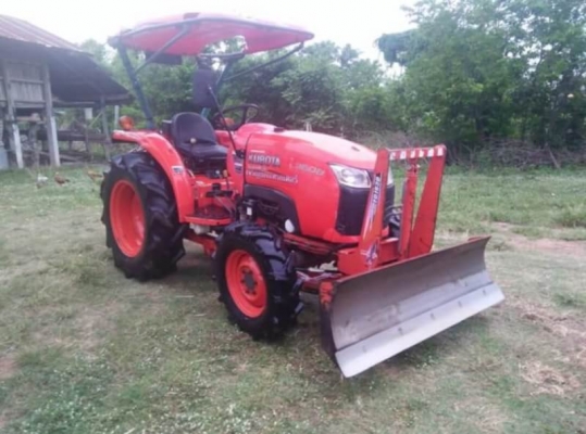 ขาย 255,000 KUBOTA   L 3608 ทำงานน้อย 1,500 ชม.เครื่องดี เกียร์แรง อุปกรณ์ ใบมีด ผาน 6 เล่มทะเบียน(รถอยู่ร้อยเอ็ด) 090-772-3710 090-772-3708