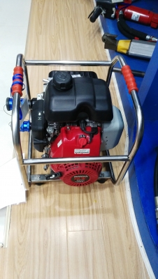 เครื่องมืองัดซากรถอุบัติเหตุ