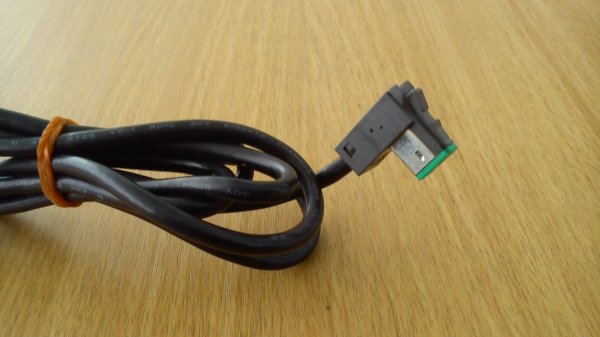 สายเสียบ USB เครื่องเล่นรถยนต์ ของรถ Nissan