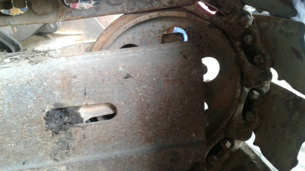 ขายรถแบคโฮ KOMATSU PC40-5 รถใช้งานอยู่ ราคา.180000 สนใจรีบโทรด่วน