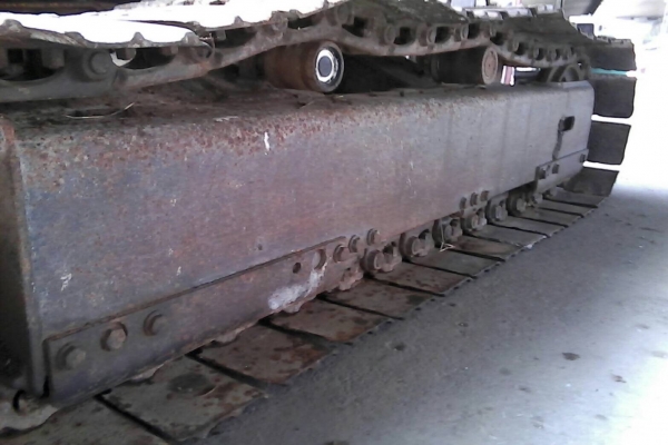 ขายรถแบคโฮ KOMATSU PC40-5 รถใช้งานอยู่ ราคา.180000 สนใจรีบโทรด่วน