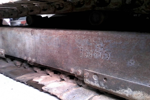 ขายรถแบคโฮ KOMATSU PC40-5 รถใช้งานอยู่ ราคา.180000 สนใจรีบโทรด่วน