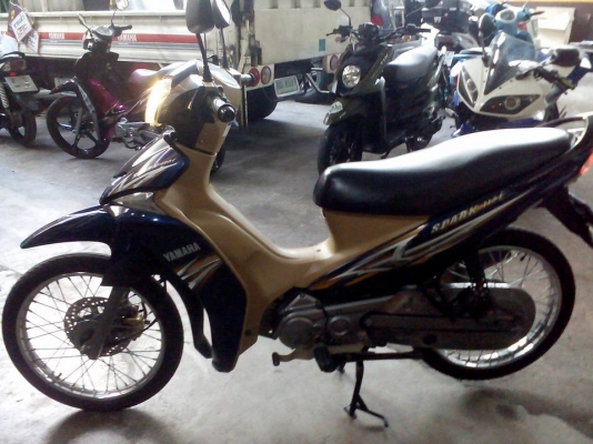 Spark 115 i ปี 56 สตาร์ทมือ เครื่องดีเดิมๆ สภาพภายนอกดี มีรอยขีดข่วนนิดหน่อยที่บังลมตรงสติ๊กเกอร์ เล่มพร้อมโอน