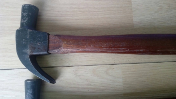 ขายค้อนเหรียญทองงานใหม่เก่าเก็บขนาด27mm. Made in W-Germany.ใหม่เก่าเก็บ