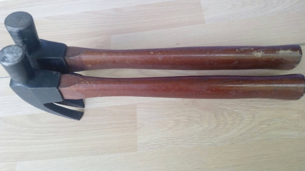 ขายค้อนเหรียญทองงานใหม่เก่าเก็บขนาด27mm. Made in W-Germany.ใหม่เก่าเก็บ