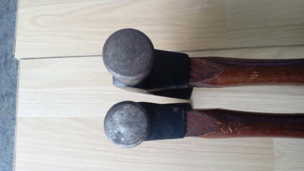 ขายค้อนเหรียญทองงานใหม่เก่าเก็บขนาด27mm. Made in W-Germany.ใหม่เก่าเก็บ