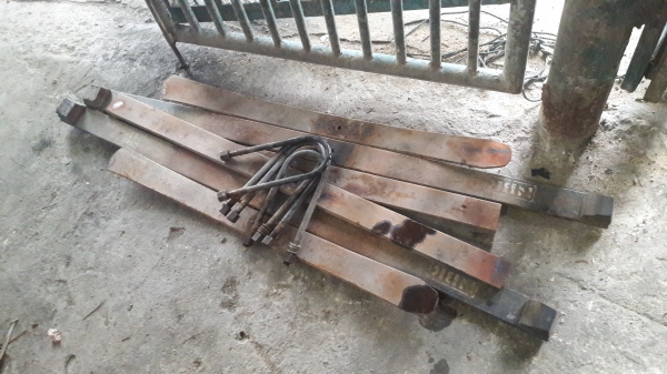 ขายแหนบ เสริม รถกะบะ ISUZU