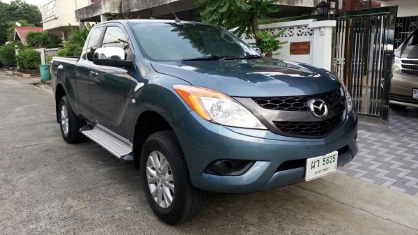ขาย MAZDA BT-50 HI-RACER FREESTYLE CAB ตัวสูงโรงงาน ปี 2014 เครื่อง ดีเซล 2.2 Pro 6 เกียร์