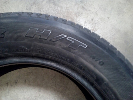 225/65R17   BRIDGESTONE  DUELER HT 470 มี 2 เส้น tel.081-427-3941
