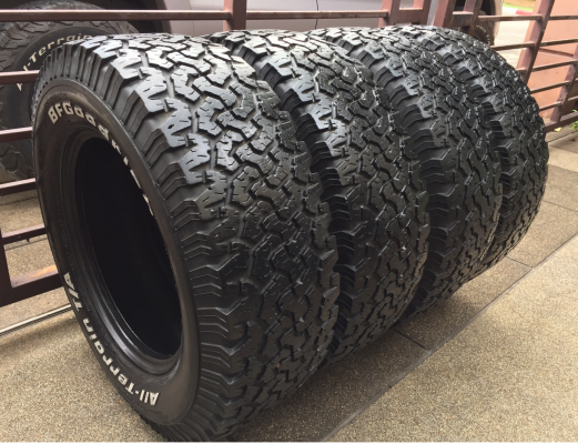 ยาง All BF Goodrich 285 65 18 ปลายปี12 ดอกเยอะ ไม่มีปะ ราคาชุดไม่แพง