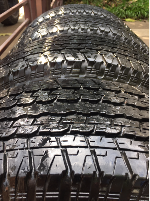 ยาง Bridgestone 245 70 16 ปี16 มีให้เลือก3ชุด ดอกเต็ม ไม่มีปะ ราคาไม่แพง