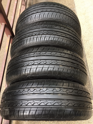 ยาง Maxxis 195 60 15 สิ้นปี15 ดอกเต็ม ไม่มีปะ ราคาไม่แพง