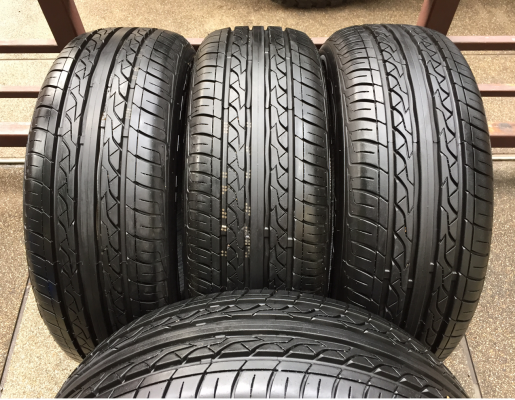 ยาง Maxxis 195 60 15 สิ้นปี15 ดอกเต็ม ไม่มีปะ ราคาไม่แพง