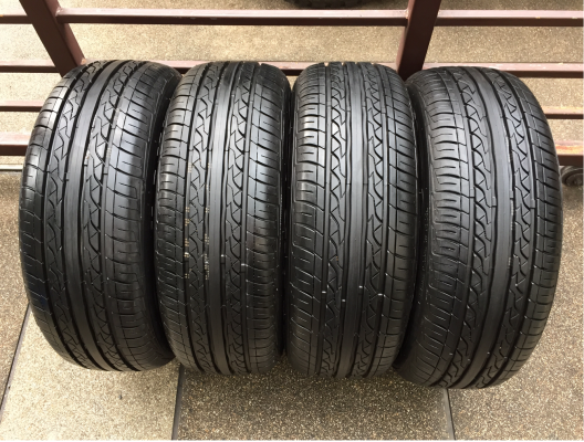 ยาง Maxxis 195 60 15 สิ้นปี15 ดอกเต็ม ไม่มีปะ ราคาไม่แพง