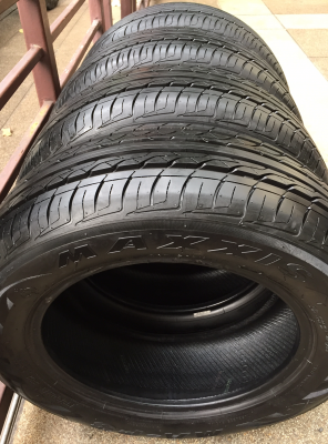 ยาง Maxxis 195 60 15 สิ้นปี15 ดอกเต็ม ไม่มีปะ ราคาไม่แพง
