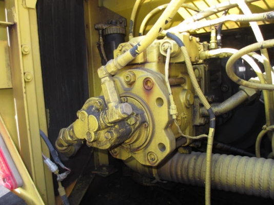 ขายรถขุดเก่าญี่ปุ่น kobelco sk120มาคทรี แทรกกว้าง60cm รถสวยจริง รถมาถึงเมืองไทยเร็วๆนี้ สนใจติดต่อสอบถาม 092-3309229 อีด