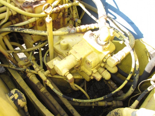 ขายรถขุดเก่าญี่ปุ่น kobelco sk120มาคทรี แทรกกว้าง60cm รถสวยจริง รถมาถึงเมืองไทยเร็วๆนี้ สนใจติดต่อสอบถาม 092-3309229 อีด