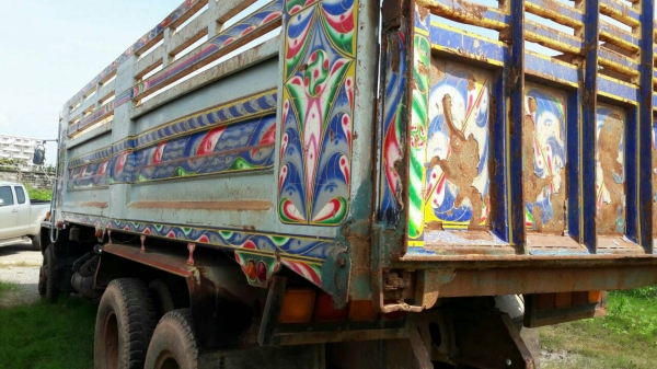 ขายสิบล้อ  ISUZU FXZ13 NFY 210แรงดั้ม รถสภาพพร้อมมใช้งาน เครื่องเกียร์ดี คัชฃีสวย ยางพอใช้งาน เอกสารเล่มทะเบียน