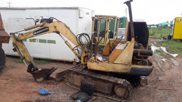 ขาย รถขุดเล็ก ตามสภาพราคาถูกๆ ครับ แบคโฮ KOMATSU PC 10-3 เก่าญี่ปุ่น