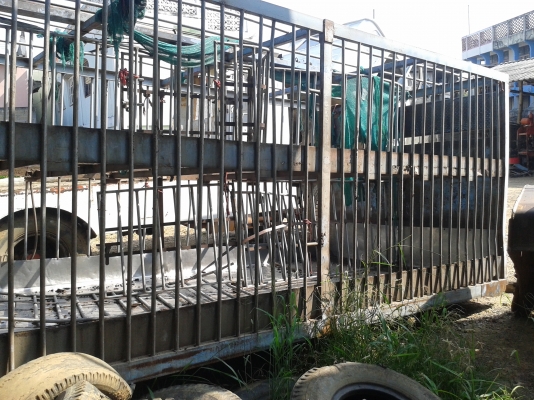 ขาย กระบะบรรทุกหมู หมู 6 ล้ออีซุซุ NPR + 120 กว้าง 2.10 เมตร ยาว 4.20 เมตร