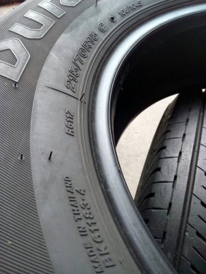 215/70R15  BRIDGESTONE DURAVIS R611  มี 2 เส้น.  tel.081-427-3941
