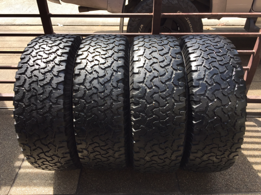 ยาง All BF Goodrich 275 65 18 กลางปี14 ดอกเยอะ พร้อมใช้งาน ราคาไม่แพง