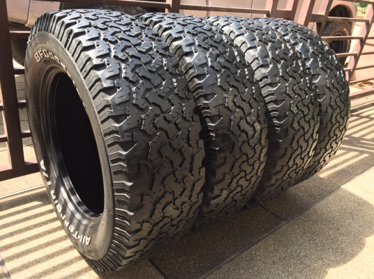 ยาง All BF Goodrich 275 65 18 กลางปี14 ดอกเยอะ พร้อมใช้งาน ราคาไม่แพง