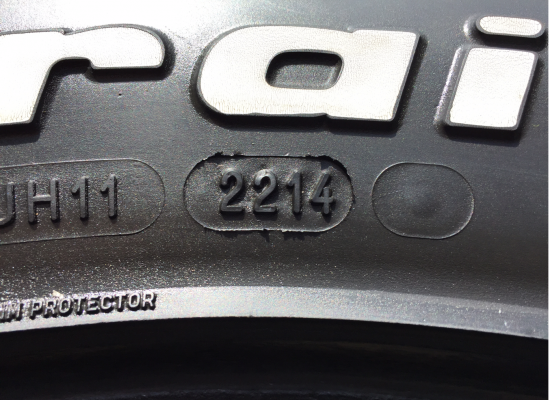 ยาง All BF Goodrich 275 65 18 กลางปี14 ดอกเยอะ พร้อมใช้งาน ราคาไม่แพง