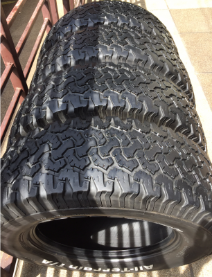 ยาง All BF Goodrich 275 65 18 กลางปี14 ดอกเยอะ พร้อมใช้งาน ราคาไม่แพง