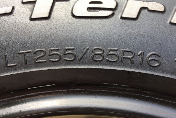 ยางคู่ Mud BF Goodrich KM2 255 85 16 ปี12 ดอกเยอะ ไม่มีปะ ราคาไม่แพง ยางคู่ Mud BF Goodrich KM2 255 85 16 ปี12 ดอกเยอะ ไม่มีปะ ราคาไม่แพง