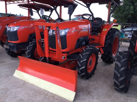 ขายรถไถคูโบต้าL3608SPพร้อมดันหน้าผาน5ตราช้าง รถสภาพสวยคับ เล่มทะเบียนพร้อมโอนคับ