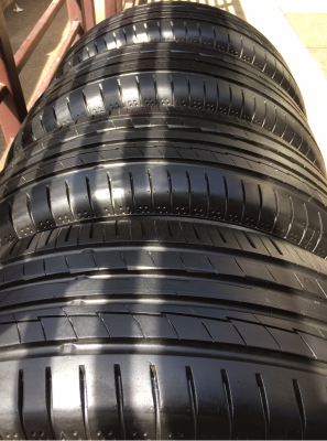 ยาง Yokohama 215 60 16 กลางปี15 ดอกเต็ม ไม่มีปะ ราคาไม่แพง